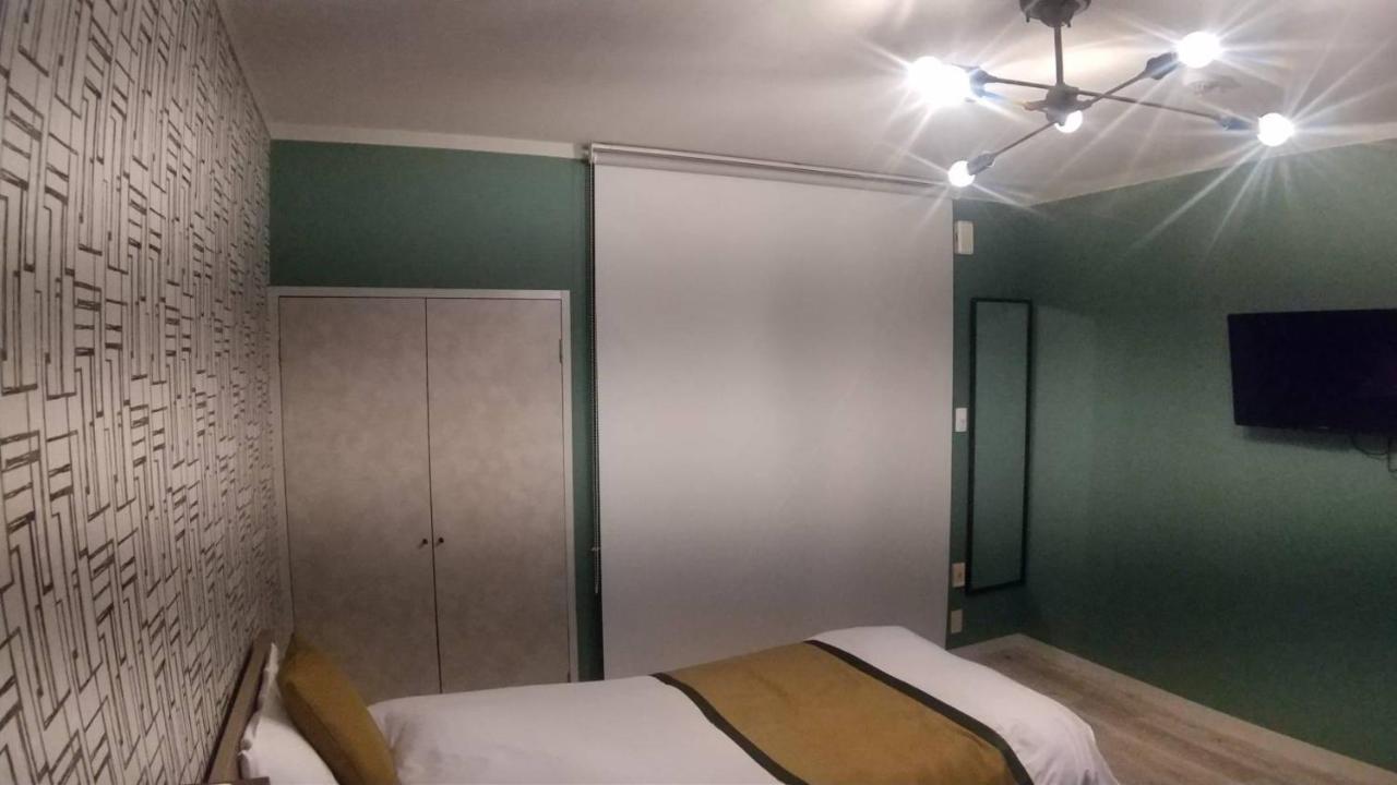 Pino Te Colo Apartment Kanazawa Bagian luar foto
